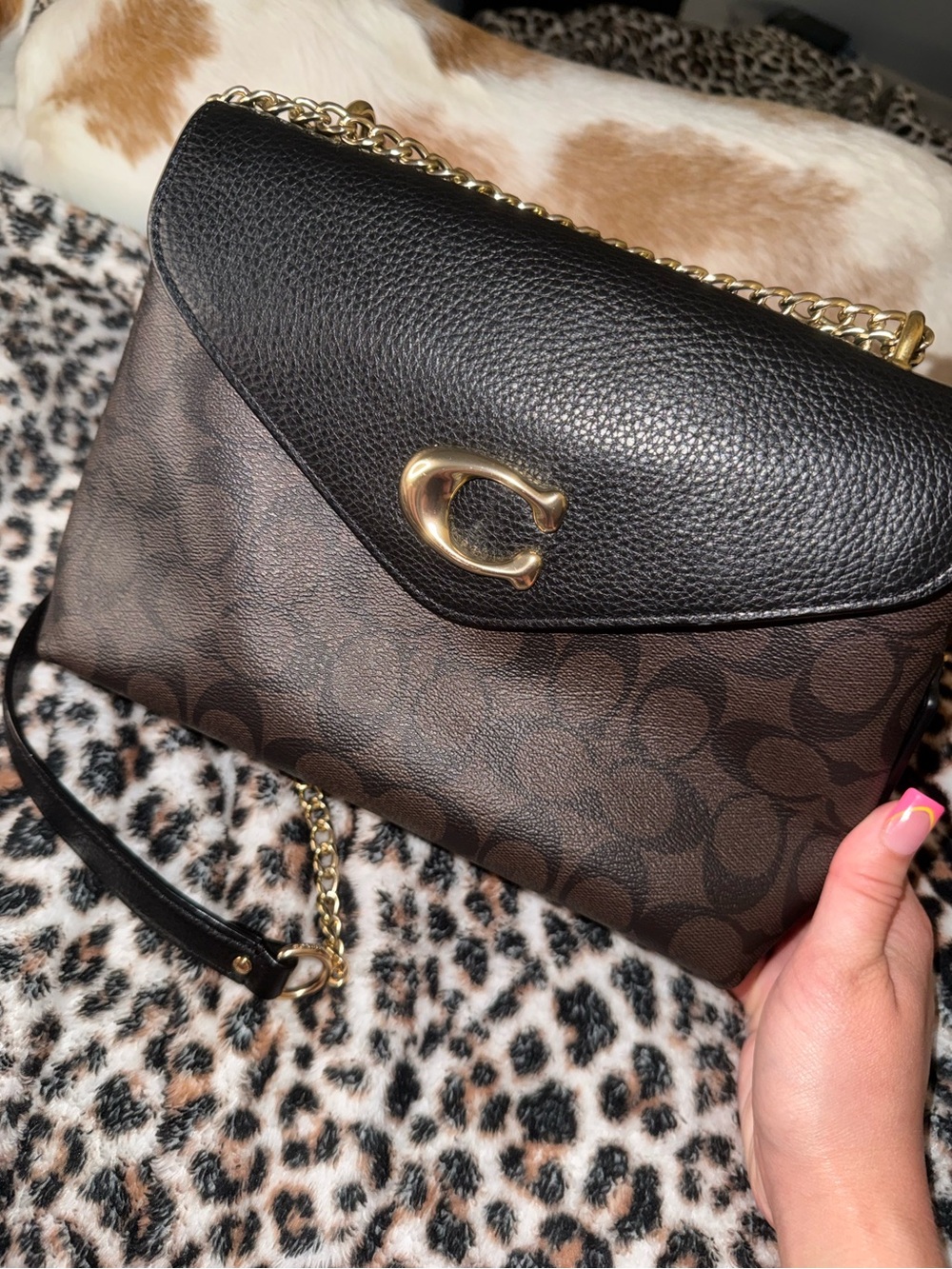 Coach Tammie shoulder bag in signature canvas
